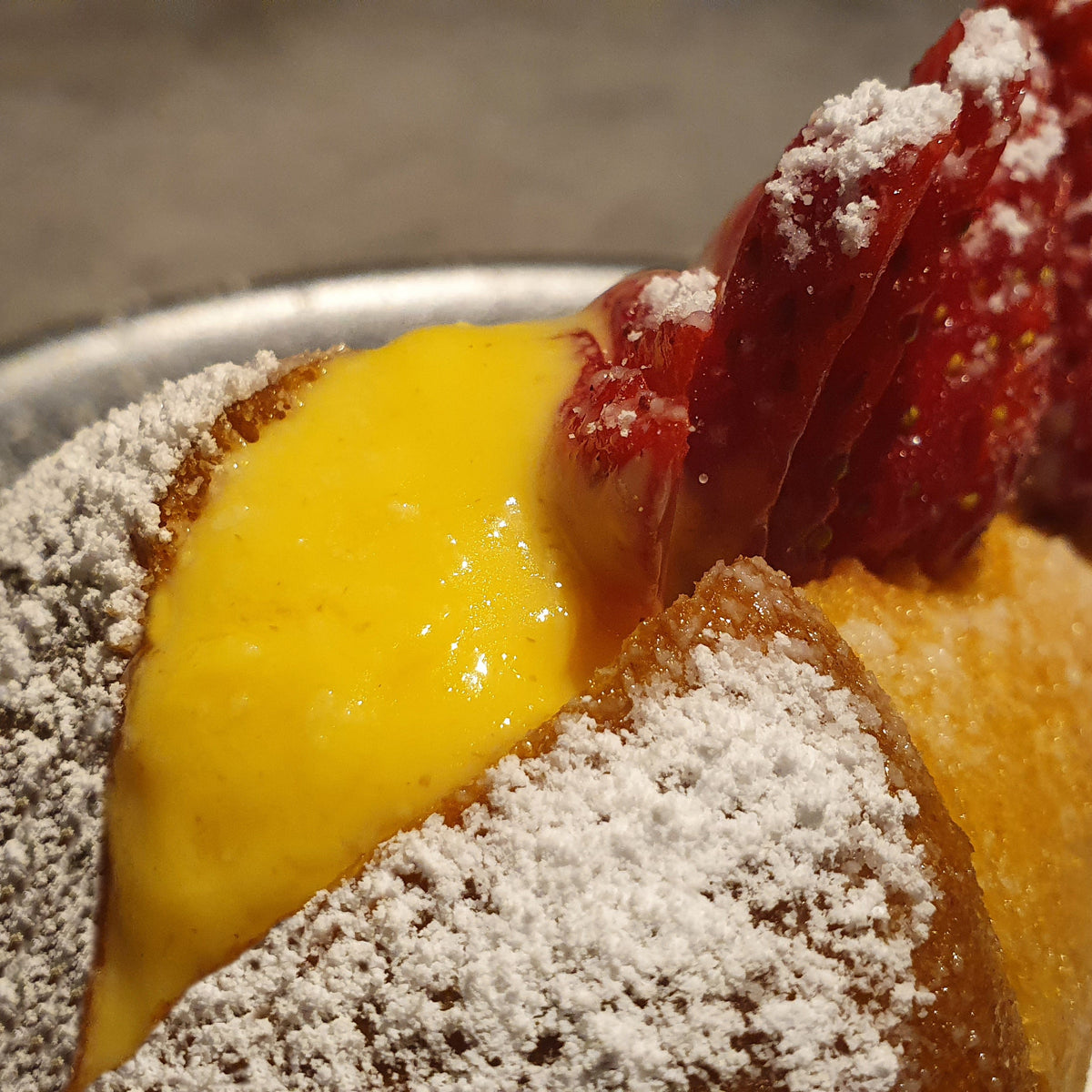 Smoked baba au rhum with pudding | Original Kamado recipe | MONOLITH